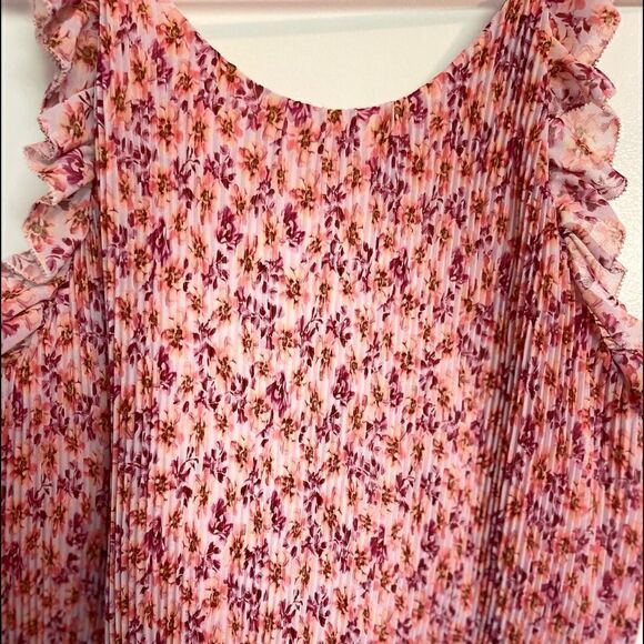 Amur Caelynn Floral Smocked Ruffle Cross Back Top .Size XL - Picture 6 of 16